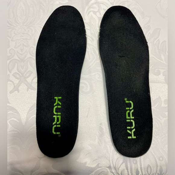 KURU Women’s 8 Wide Black Sneakers GUC - Picture 9 of 9